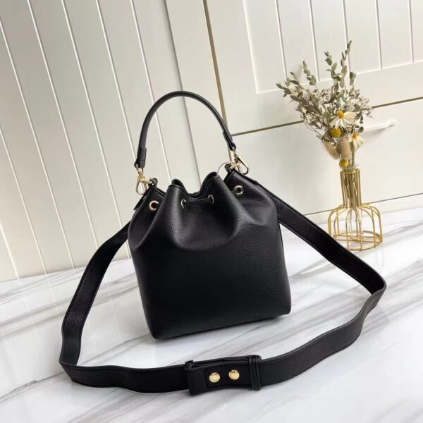 1:1 Replica Louis Vuitton LV Lockme Bucket Black Luxury Bag For Women M57687 - 9.1in/23cm