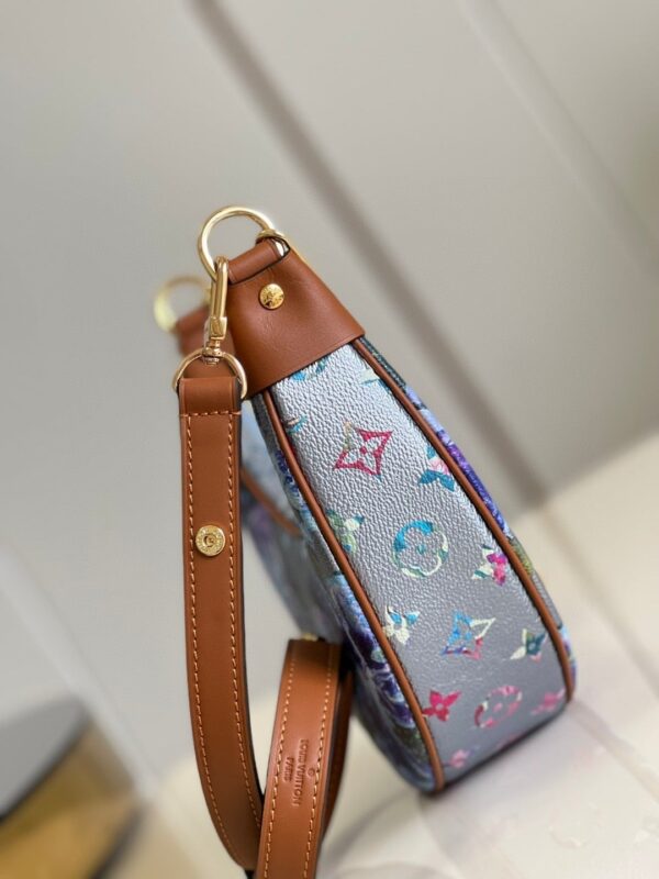 1:1 Replica Louis Vuitton LV Loop Half-Moon Baguette Bag Multicolor Luxury Bag For Women - 9.1in/23cm