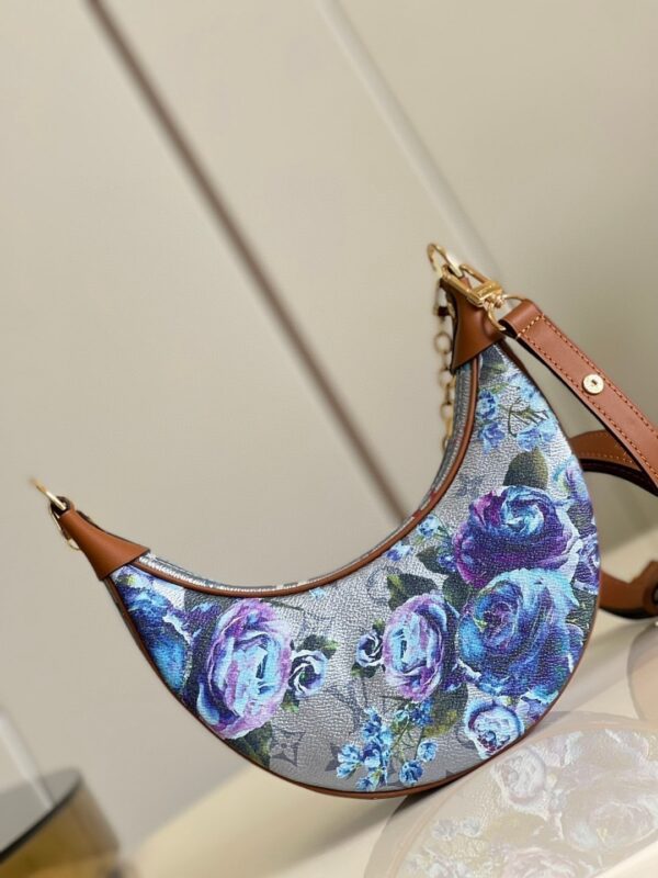 1:1 Replica Louis Vuitton LV Loop Half-Moon Baguette Bag Multicolor Luxury Bag For Women - 9.1in/23cm
