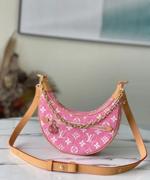 louis-vuitton-loop-since-1854-jacquard-pink-m81166