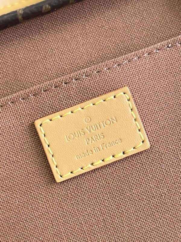 1:1 Replica Louis Vuitton LV Petit Sac Plat Monogram Canvas Essential Bag For Women M81295 - 17 cm/6.6 in