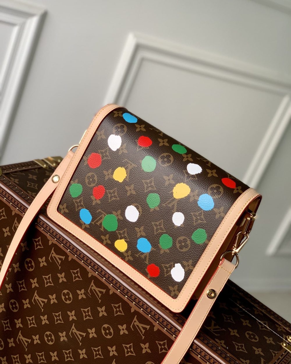 1:1 Replica Louis Vuitton LV LV x YK Dauphine MM Unique Bag For Women M46432 - 9.8in/ 25cm