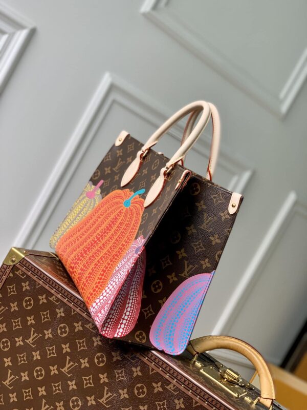 1:1 Replica Louis Vuitton LV LV x YK OnTheGo MM Brown Gorgeous Bag For Women M46466 - 13.8in/ 35cm