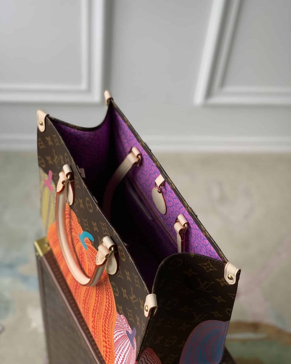 1:1 Replica Louis Vuitton LV LV x YK OnTheGo MM Brown Gorgeous Bag For Women M46466 - 13.8in/ 35cm