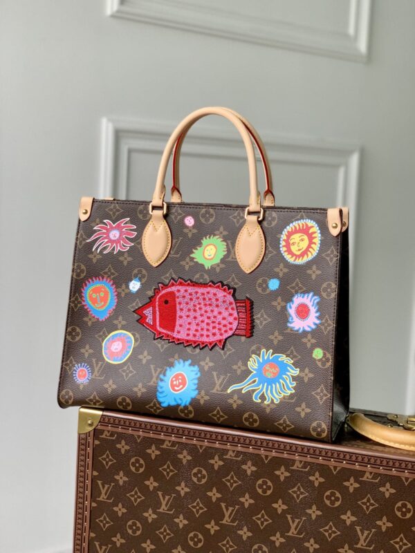 1:1 Replica Louis Vuitton LV LV x YK OnTheGo MM Alluring Bag For Women M46429 - 13.8in/ 35cm