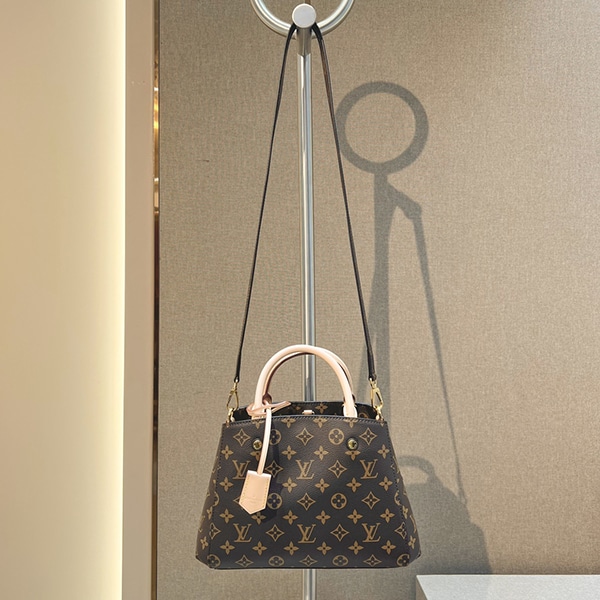 Louis Vuitton Montaigne BB: An Attractive Beauty Redefined for Timeless Sophistication 1 louis vuitton montaigne bb a petite elegance 4