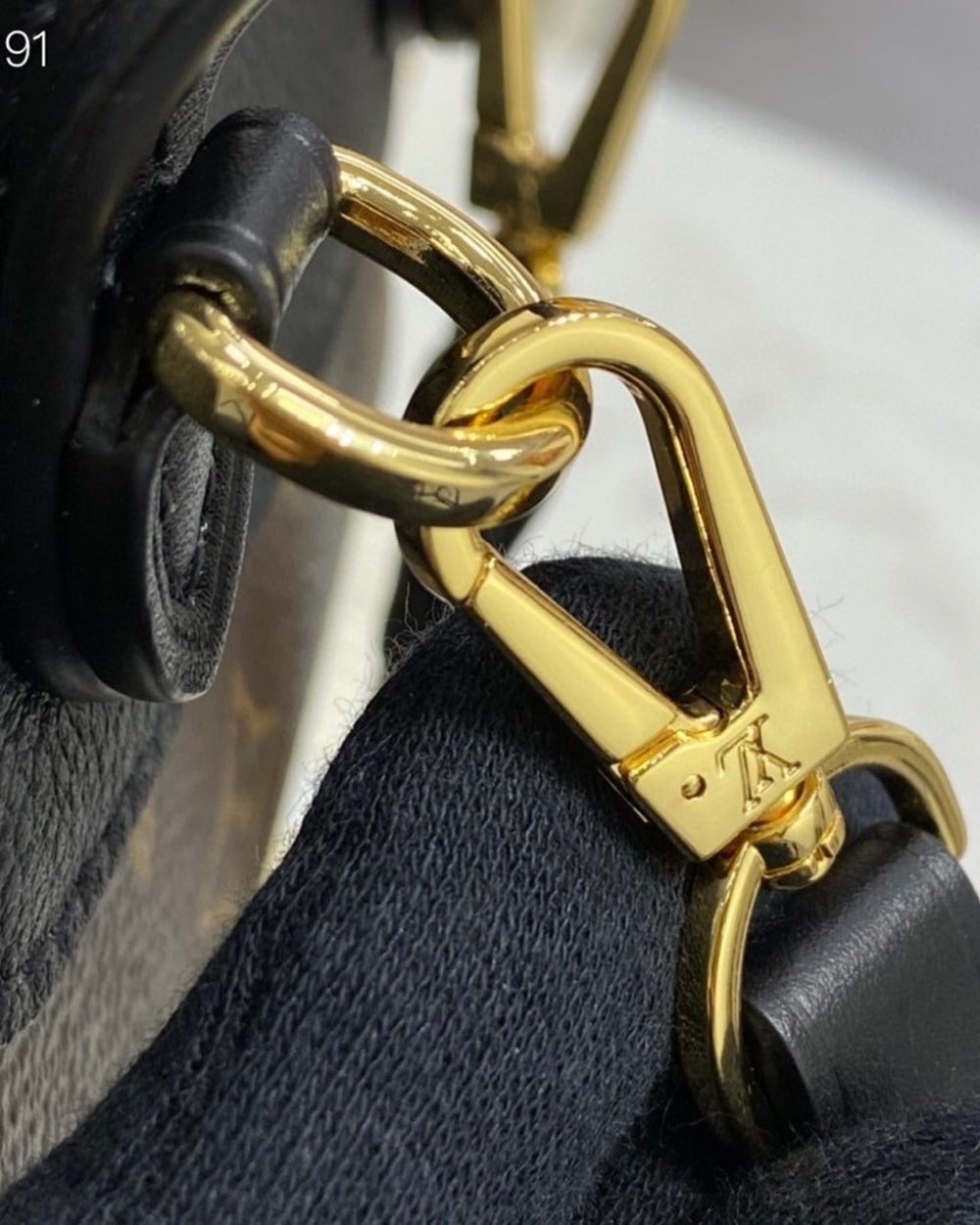 1:1 Replica Louis Vuitton LV Montsouris BB Monogram Canvas Black Luxury Bag For Women M45516 - 7.9in/20cm
