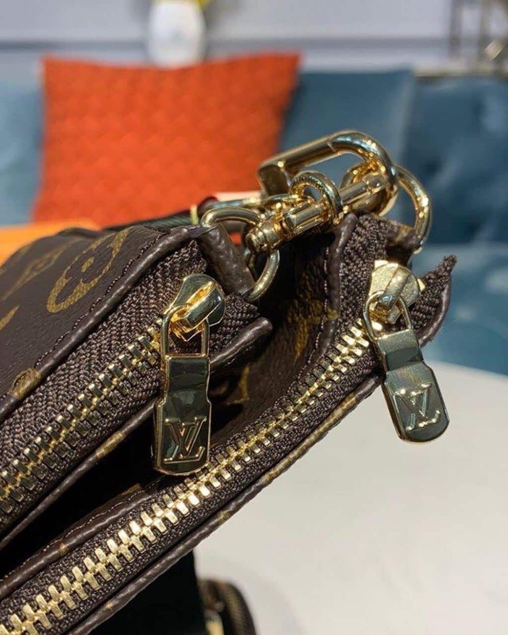 1:1 Replica Louis Vuitton LV Multi Pochette Accessoires Monogram Canvas Luxury Bag for Women M44813 - 24cm