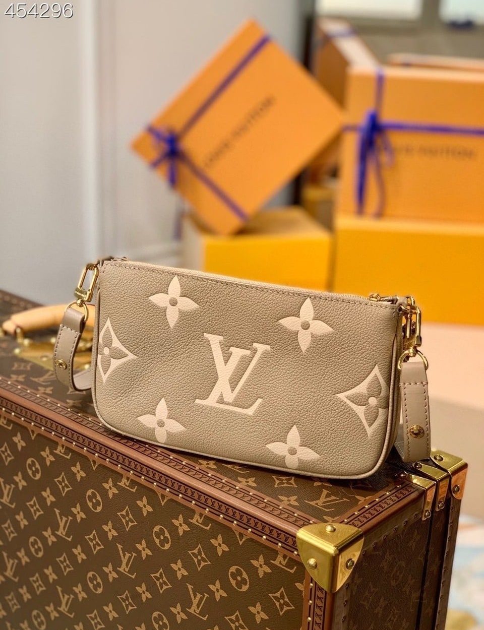 1:1 Replica Louis Vuitton LV Multi Pochette Accessoires Monogram Empreinte Leather Luxury Bag For Women - 9.8in/25cm
