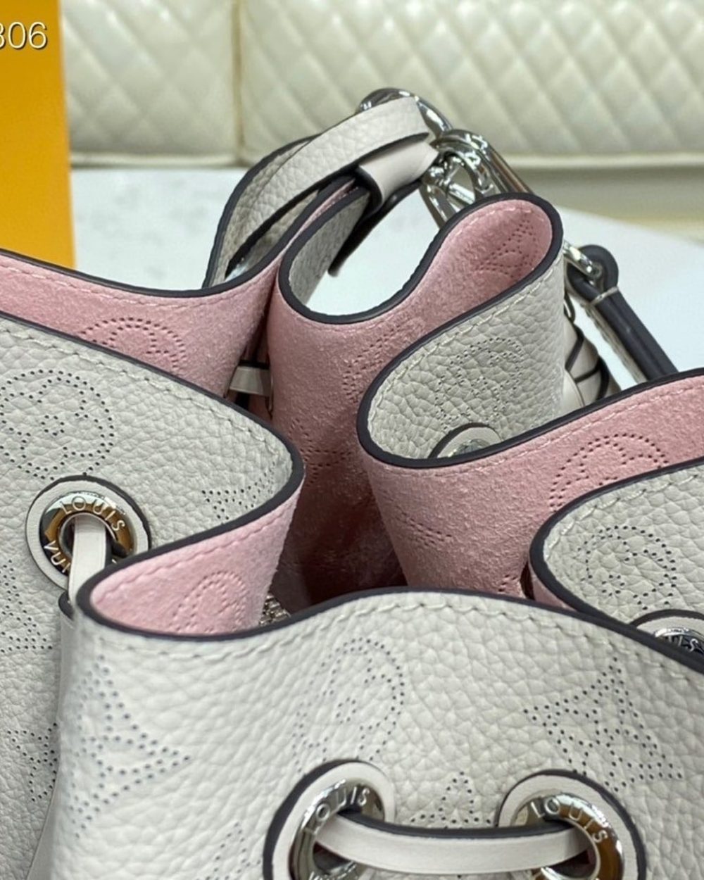 1:1 Replica Louis Vuitton LV Muria Bucket Bag Snow White Luxury Bag For Women M58483 - 9.8in/25cm