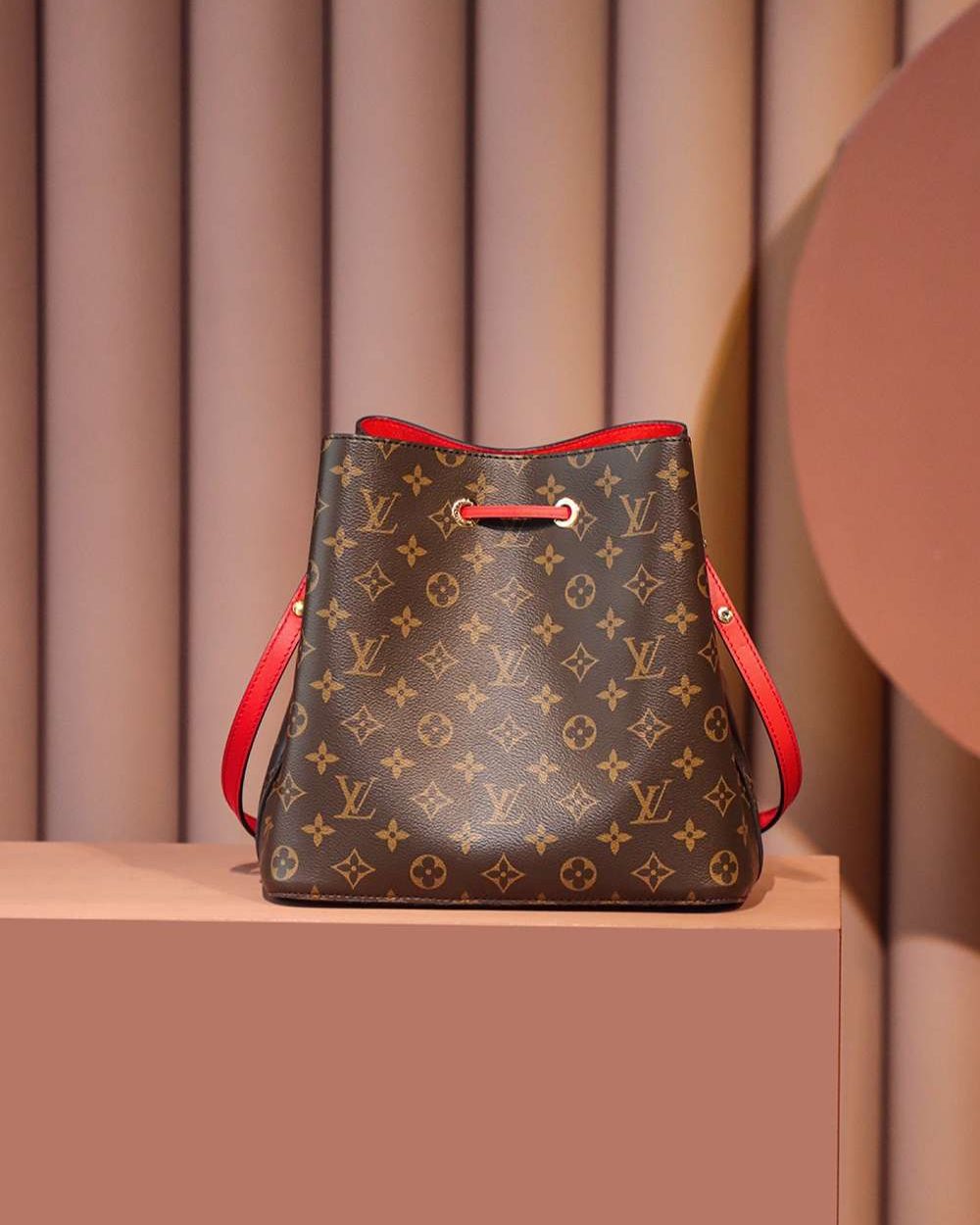 1:1 Replica Louis Vuitton LV NéoNoé MM Monogram Canvas Luxury Bag For Women M44021 - 26cm / 10.2in