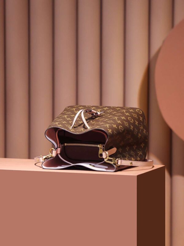 1:1 Replica Louis Vuitton LV NéoNoé MM Monogram Canvas Luxury Bag For Women M44022 - 26cm / 10.2in