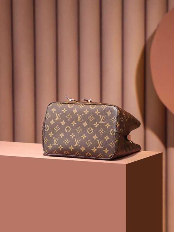 1:1 Replica Louis Vuitton LV NéoNoé MM Monogram Canvas Luxury Bag For Women M44022 - 26cm / 10.2in