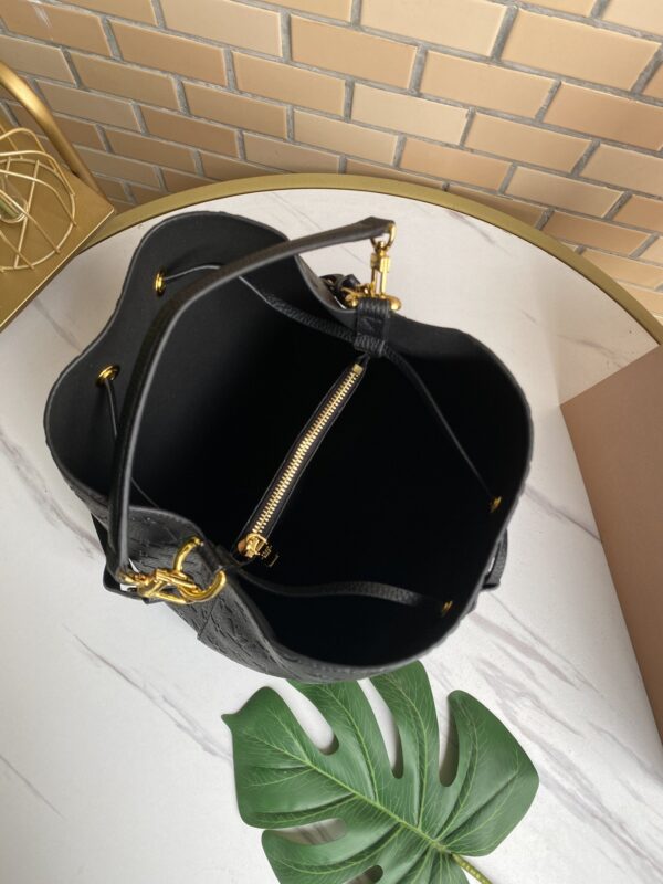 1:1 Replica Louis Vuitton LV NéoNoé MM Monogram Empreinte Leather Luxury Bag For Women M45256 - 10.2in/26cm