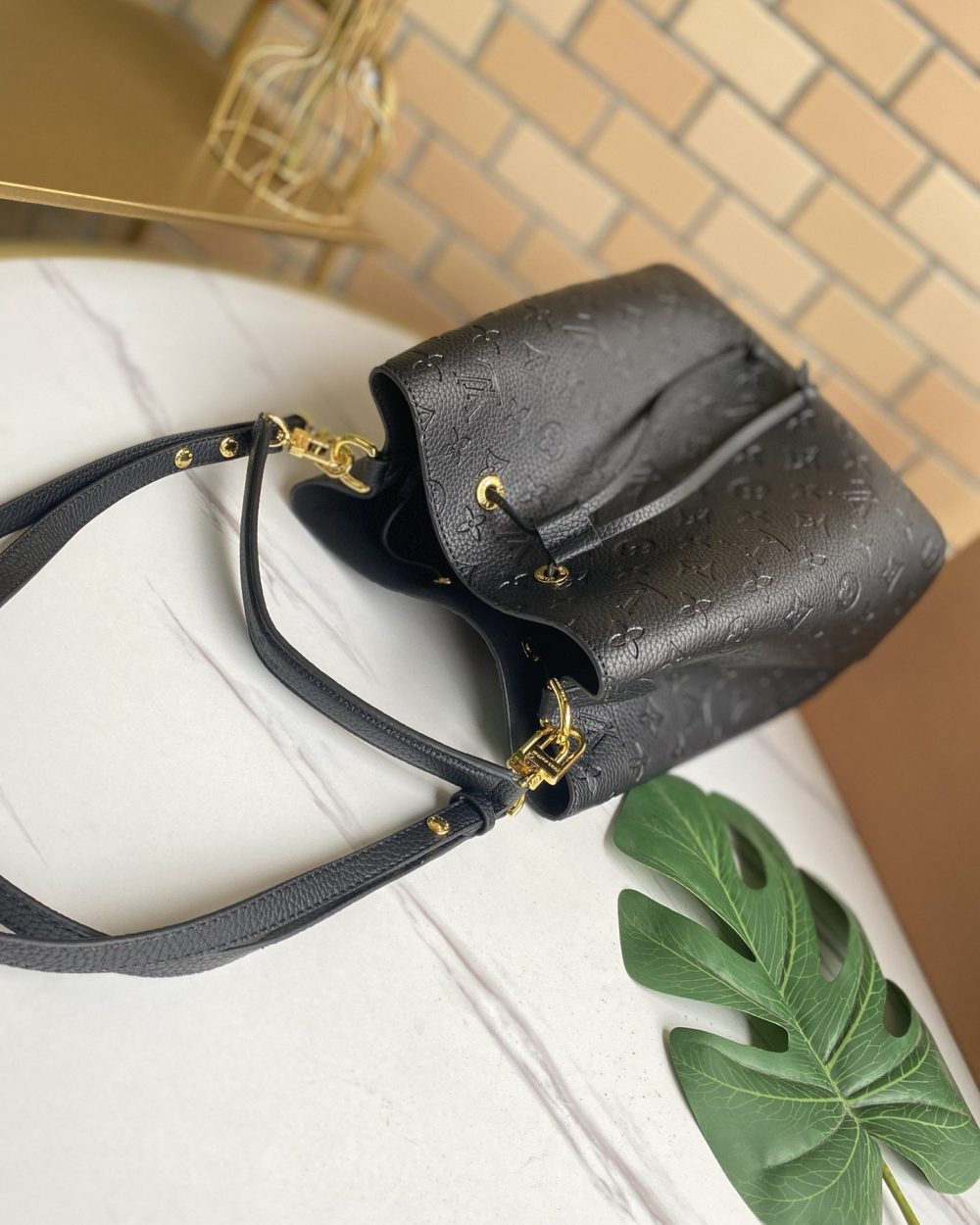 1:1 Replica Louis Vuitton LV NéoNoé MM Monogram Empreinte Leather Luxury Bag For Women M45256 - 10.2in/26cm