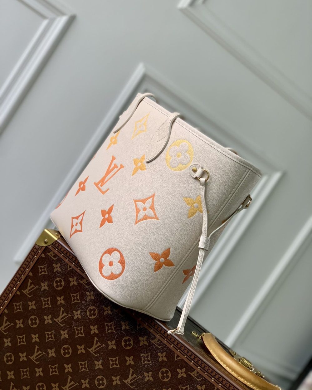 1:1 Replica Louis Vuitton LV Neverfull MM Monogram Empreinte Beige Clair Luxury Women Bag M46516 30.9cm/ 12.2in