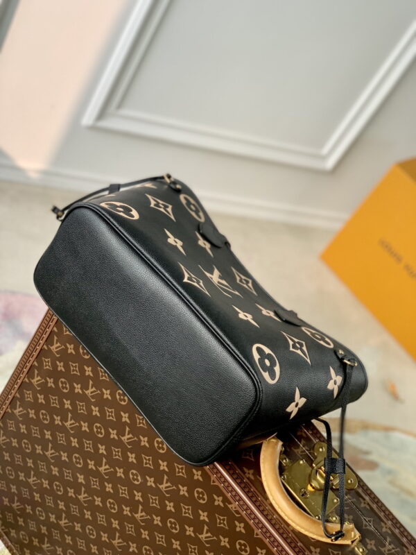1:1 Replica Louis Vuitton LV Neverfull MM Monogram Empreinte Leather Black Luxury Bag For Women M58907 - 31cm/ 12.2in