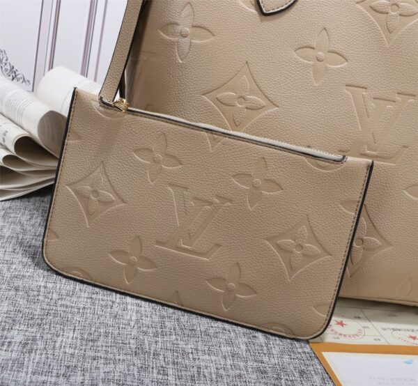 1:1 Replica Louis Vuitton LV Neverfull MM Monogram Empreinte Leather Luxury Bag For Women M45686 - 12.2in/31cm