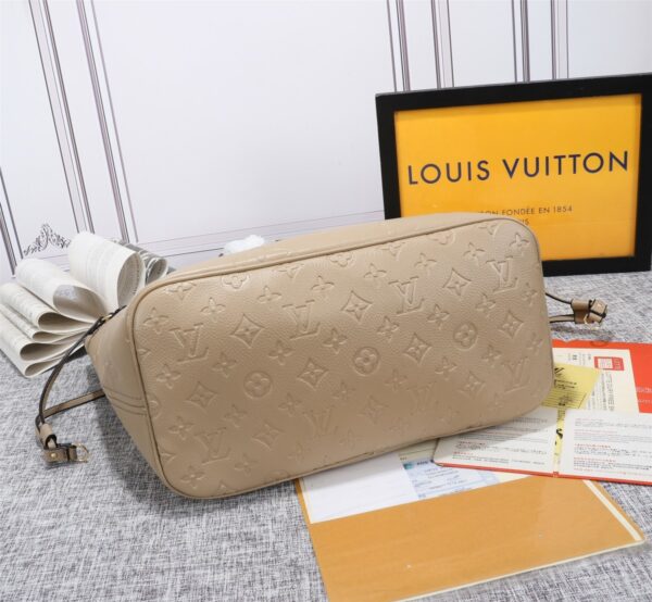 1:1 Replica Louis Vuitton LV Neverfull MM Monogram Empreinte Leather Luxury Bag For Women M45686 - 12.2in/31cm