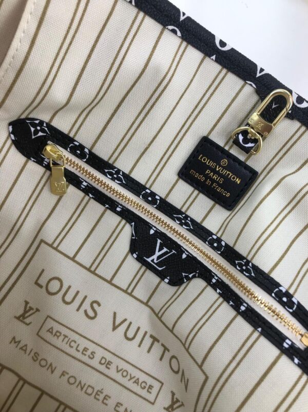 1:1 Replica Louis Vuitton LV Neverfull MM Monogram Jungle Canvas Luxury Bag For Women M44716 - 12.2in/31cm