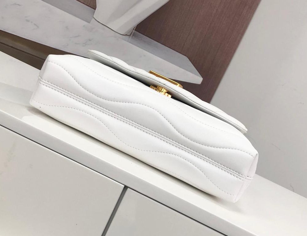1:1 Replica Louis Vuitton LV New Wave Chain Bag White Luxury Bag For Women M58549 - 9.4in/24cm