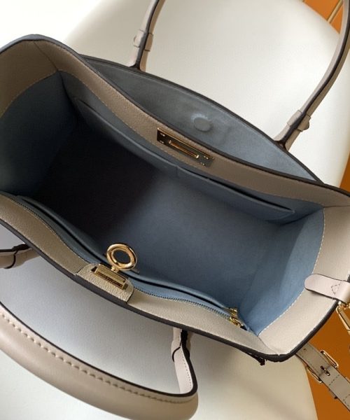 1:1 Replica Louis Vuitton LV On My Side MM High End Leather Luxury Bag For Women M58485 - 12in/31cm