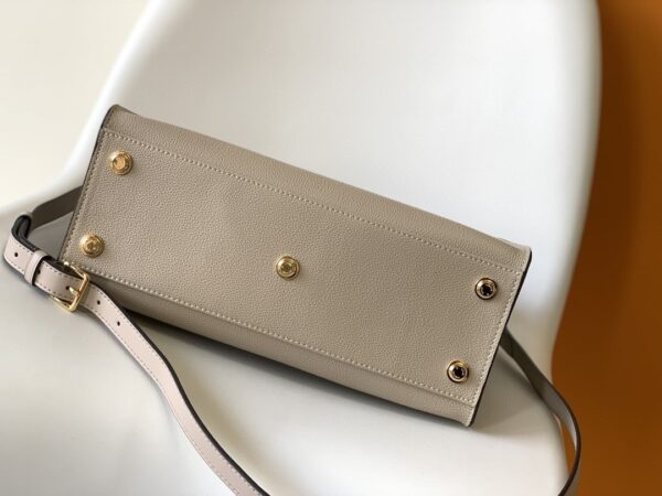 1:1 Replica Louis Vuitton LV On My Side MM High End Leather Luxury Bag For Women M58485 - 12in/31cm