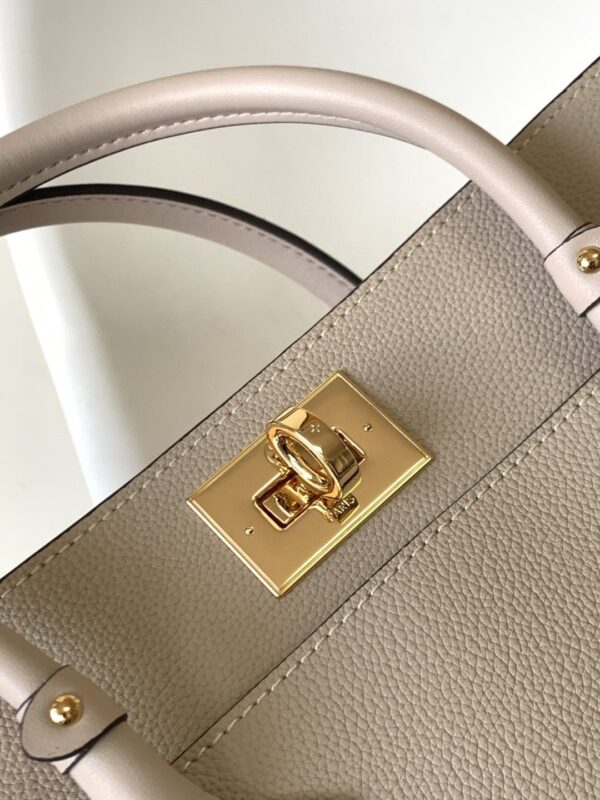 1:1 Replica Louis Vuitton LV On My Side MM High End Leather Luxury Bag For Women M58485 - 12in/31cm