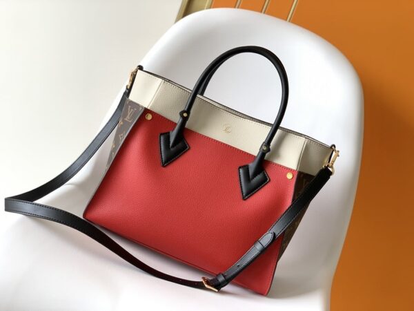 1:1 Replica Louis Vuitton LV On My Side MM High End Leather Luxury Bag For Women M53824 - 12in/31cm