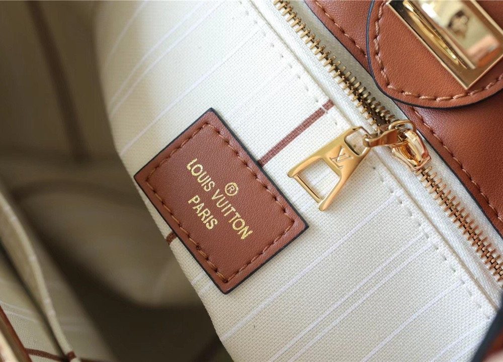 1:1 Replica Louis Vuitton LV On My Side PM High End Leather Luxury Bag For Women Caramel Brown  M59905 - 25cm/9.8 Inches