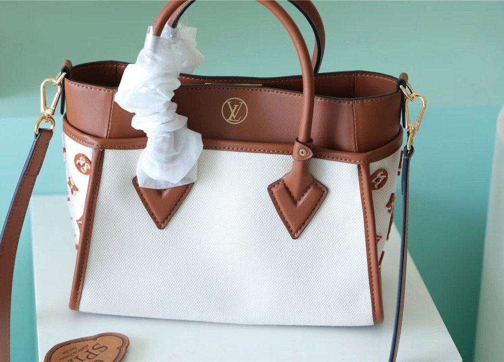 1:1 Replica Louis Vuitton LV On My Side PM High End Leather Luxury Bag For Women Caramel Brown  M59905 - 25cm/9.8 Inches