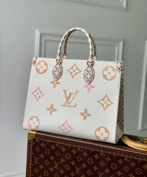 1:1 Replica Louis Vuitton LV OnTheGo MM Beige Essential Bag For Women M22975 - 35cm/ 13.8in