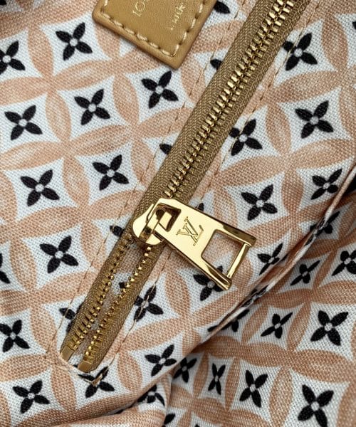 1:1 Replica Louis Vuitton LV OnTheGo MM Beige Essential Bag For Women M22975 - 35cm/ 13.8in