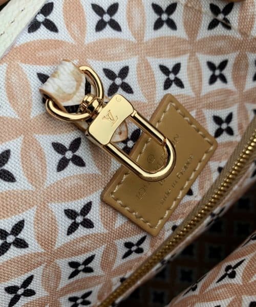 1:1 Replica Louis Vuitton LV OnTheGo MM Beige Essential Bag For Women M22975 - 35cm/ 13.8in