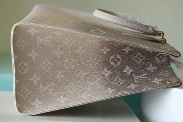 1:1 Replica Louis Vuitton LV Onthego MM Monogram Canvas Sunset Kaki Luxury Bag For Women M20510 - 13.8in/35cm