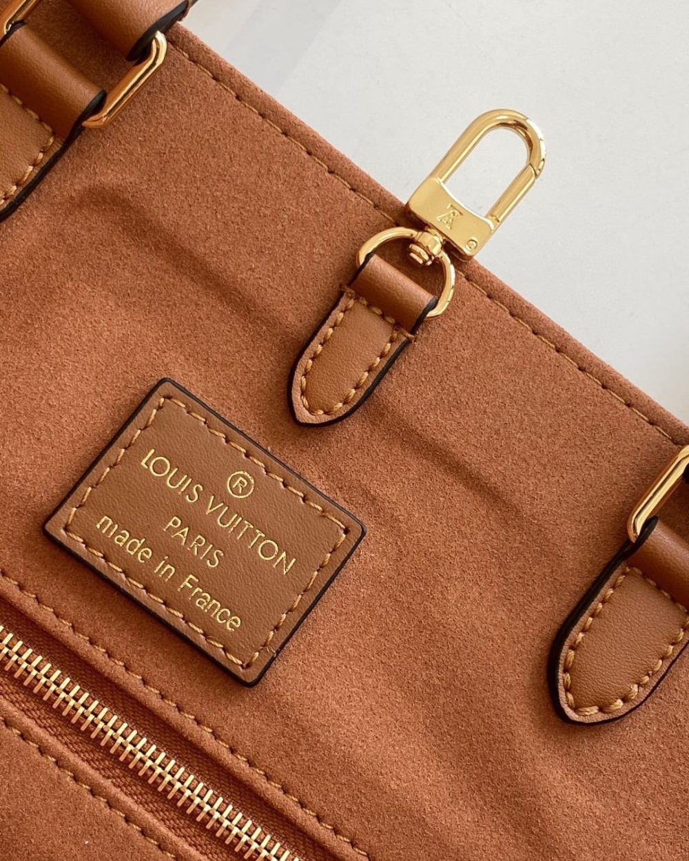 1:1 Replica Louis Vuitton LV Onthego MM Monogram Empreinte Arizona Brown Luxury Bag For Women M46015 - 13.8in/35cm