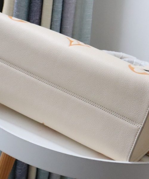 1:1 Replica Louis Vuitton LV OnTheGo MM Monogram Empreinte Cream Luxury Bag For Women M45717 - 13.8in/35cm