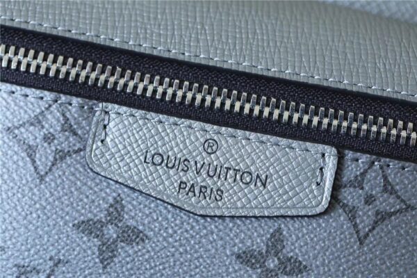 1:1 Replica Louis Vuitton LV Outdoor Bumbag Monogram Canvas Grey Unique Bag For Men - 8.3in/21cm