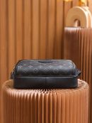1:1 Replica Louis Vuitton LV Outdoor Messenger Taigarama Unique Bag For Men M30233 - 26cm / 10.2in
