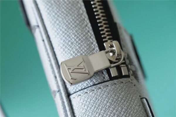 1:1 Replica Louis Vuitton LV Outdoor Sling Bag Taigarama Gunmetal Gray Unique Bag For Men - 8.3in/21cm