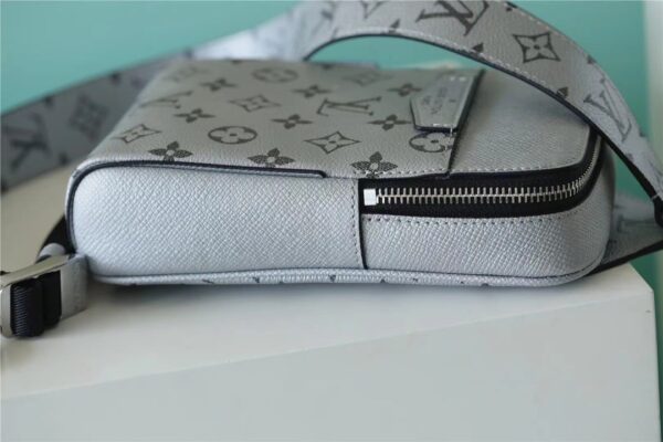 1:1 Replica Louis Vuitton LV Outdoor Sling Bag Taigarama Gunmetal Gray Unique Bag For Men - 8.3in/21cm