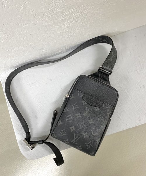 1:1 Replica Louis Vuitton LV Outdoor Slingbag Taigarama Noir Black Unique Bag For Men M30741 - 8.3in/21cm