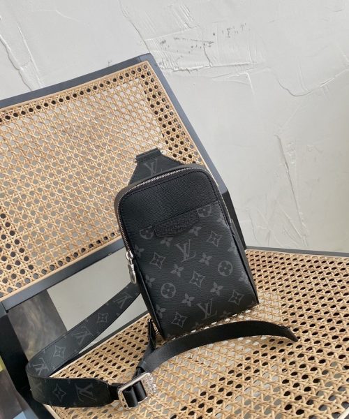 1:1 Replica Louis Vuitton LV Outdoor Slingbag Taigarama Noir Black Unique Bag For Men M30741 - 8.3in/21cm