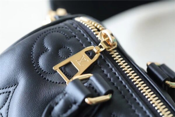 1:1 Replica Louis Vuitton LV Papillon BB Bubblegram Leather Black Luxry Bag For Women M59800 - 20cm