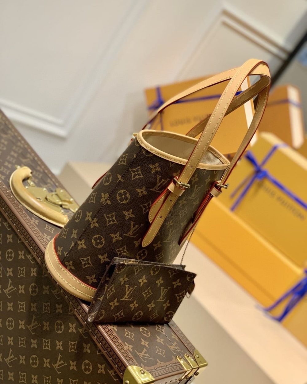 1:1 Replica Louis Vuitton LV Petit Bucket Bag Monogram Canvas Luxury Bag For Women M42238 - 10.2in/26cm