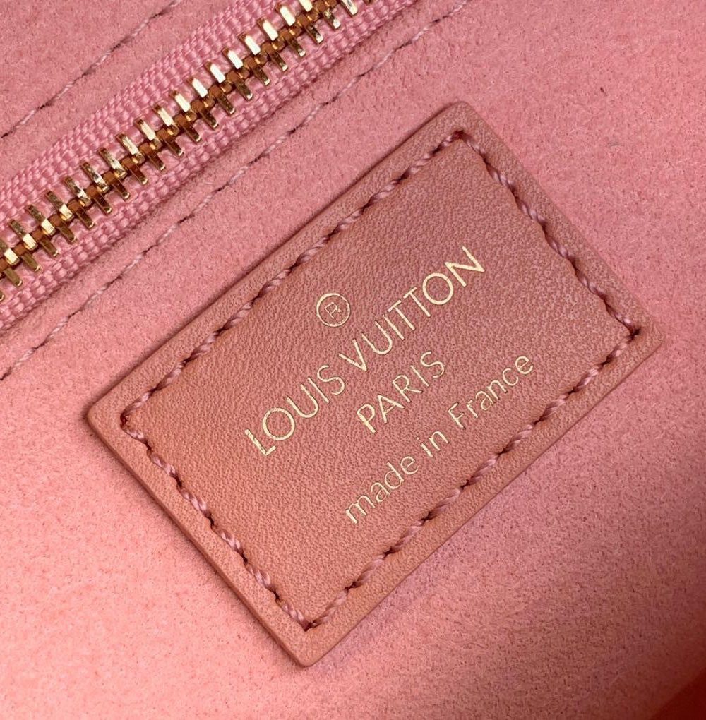 1:1 Replica Louis Vuitton LV Petite Malle Souple Monogram Canvas Pink Luxury Bag For Women M45531 -  7.9in/20cm