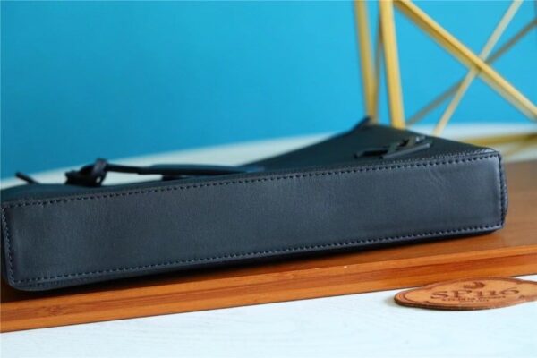 1:1 Replica Louis Vuitton LV Pochette Ipad Black Aerogram Unique Bag For Men M81029 - 30cm