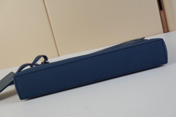 1:1 Replica Louis Vuitton LV Pochette Ipad Blue Aerogram Unique Bag For Men - 30cm