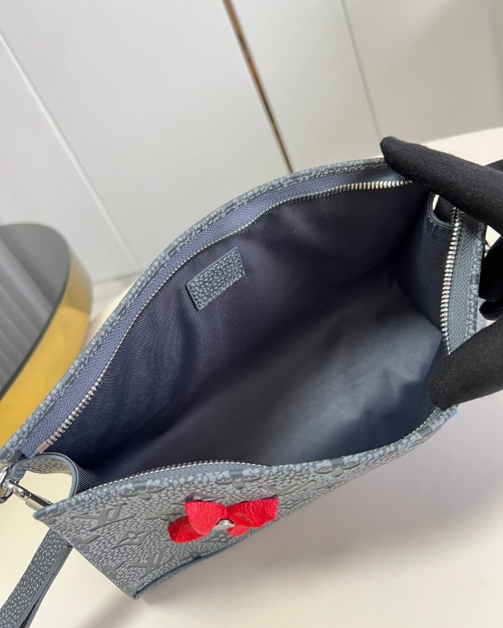 1:1 Replica Louis Vuitton LV Pochette Voyage Grey Luxury Bag For Women - 11.4in/29cm