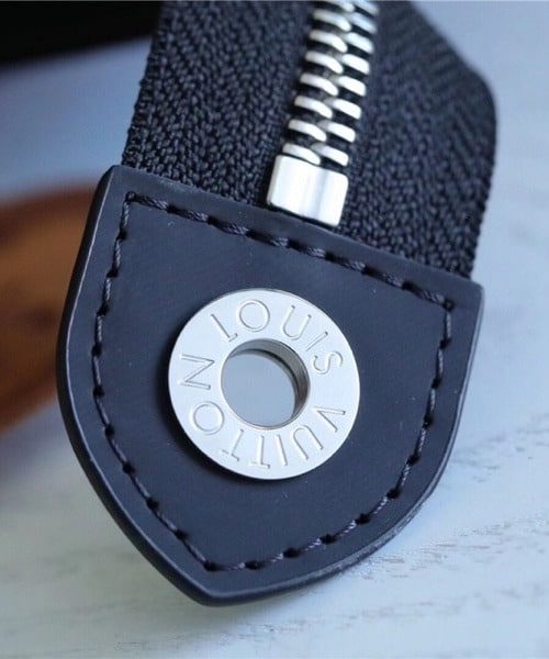 1:1 Replica Louis Vuitton LV Pochette Voyage MM Damier Graphite 3D Canvas Grey Unique Bag For Men N60444 - 27cm